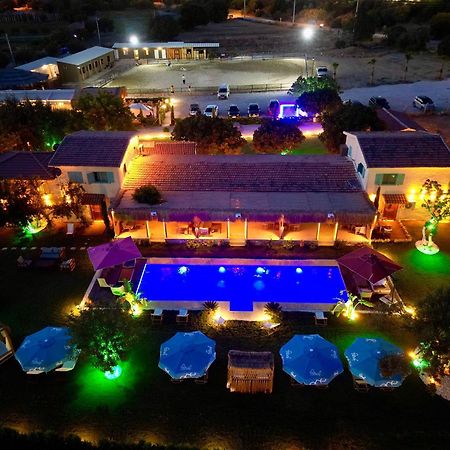Ride And Stay Çeşme Buitenkant foto