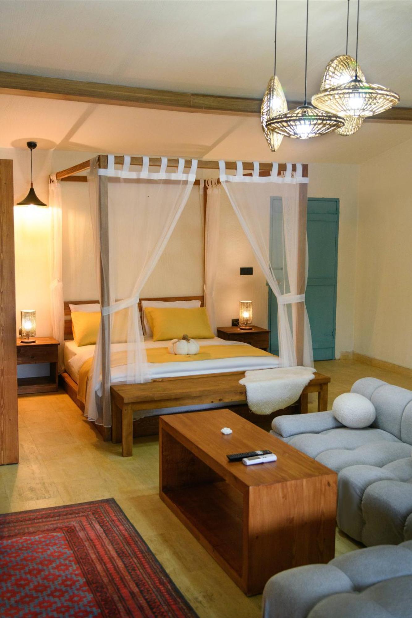 Ride And Stay Çeşme Buitenkant foto