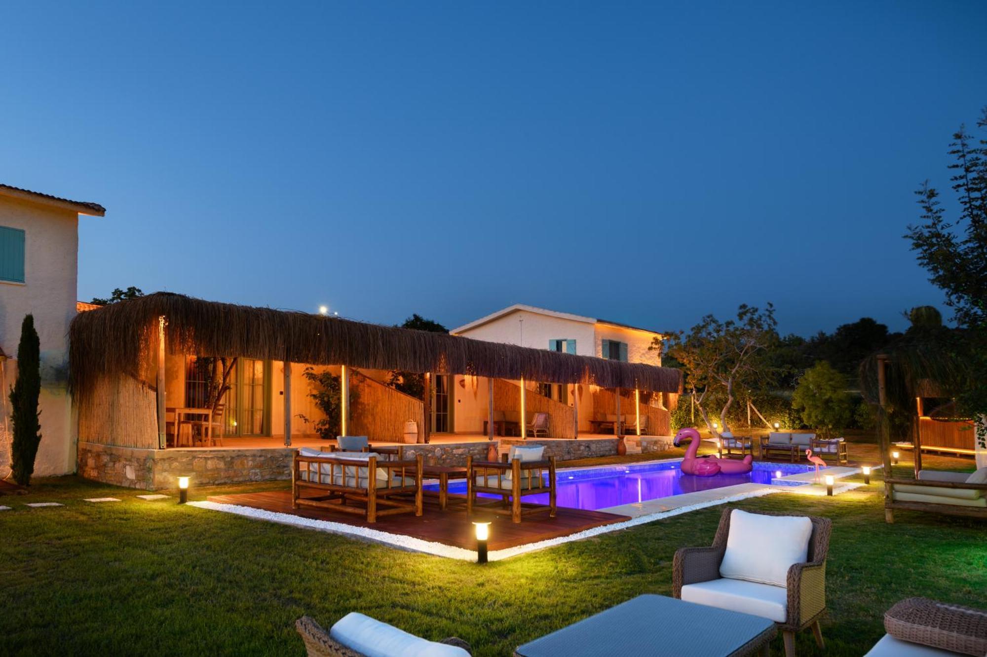 Ride And Stay Çeşme Buitenkant foto