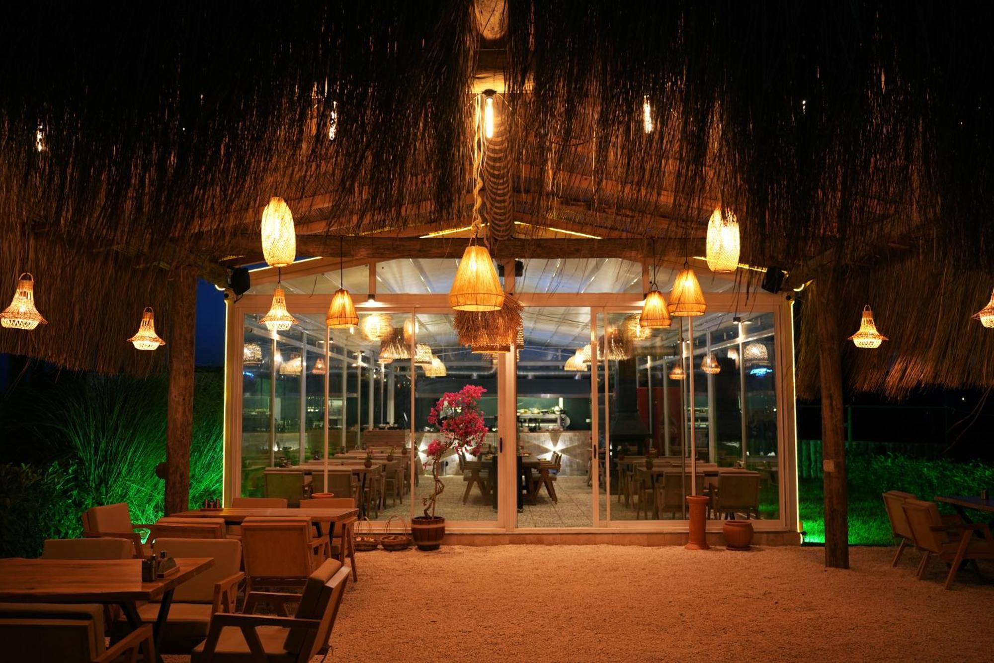 Ride And Stay Çeşme Buitenkant foto